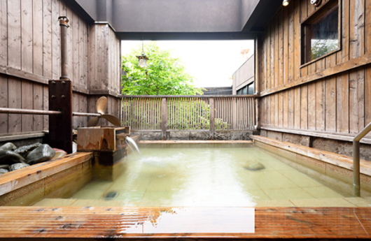 弐の湯の露天風呂
